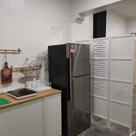 G Fortune Guest House+ Джордж Таун Екстериор снимка