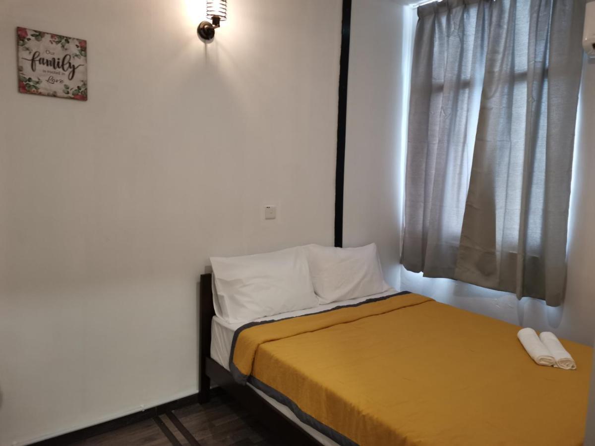 G Fortune Guest House+ Джордж Таун Екстериор снимка