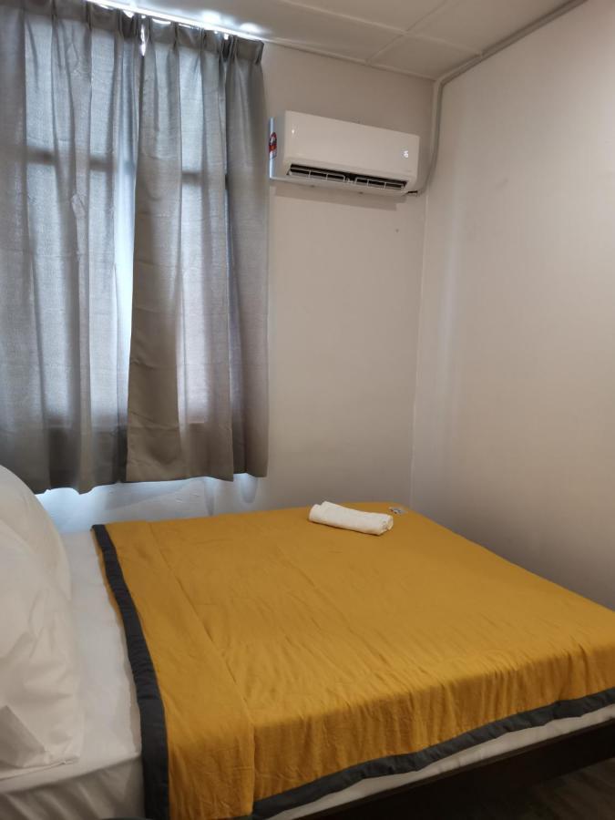 G Fortune Guest House+ Джордж Таун Екстериор снимка